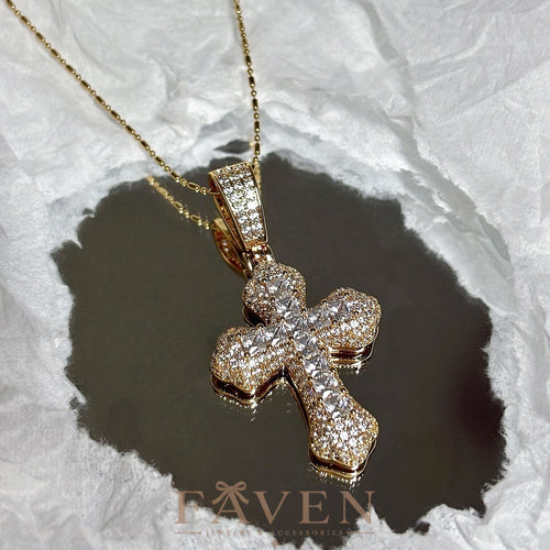 Lumière Cross Necklace