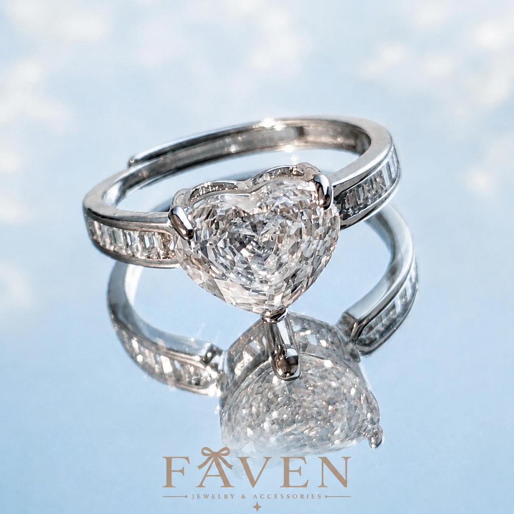 Rosette Heart Ring